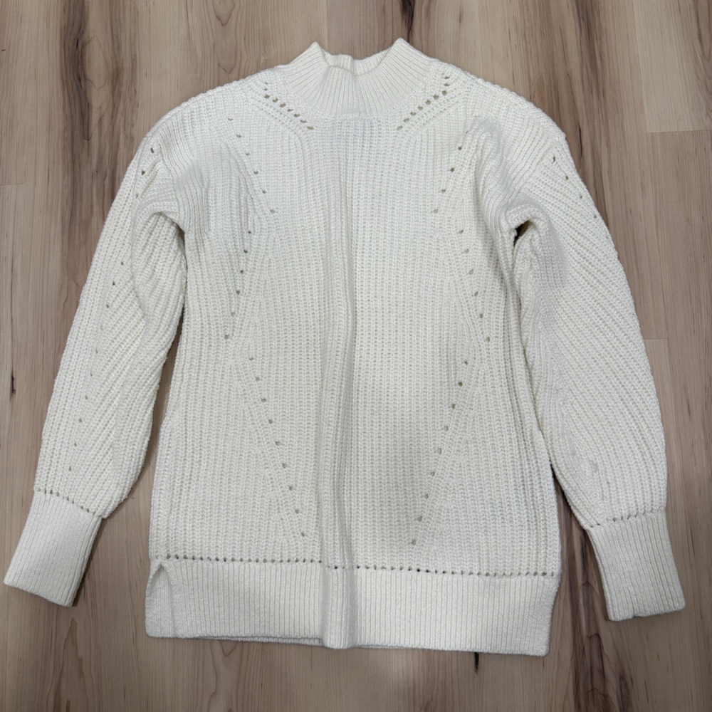 Abercrombie & Fitch White Knit Sweater
